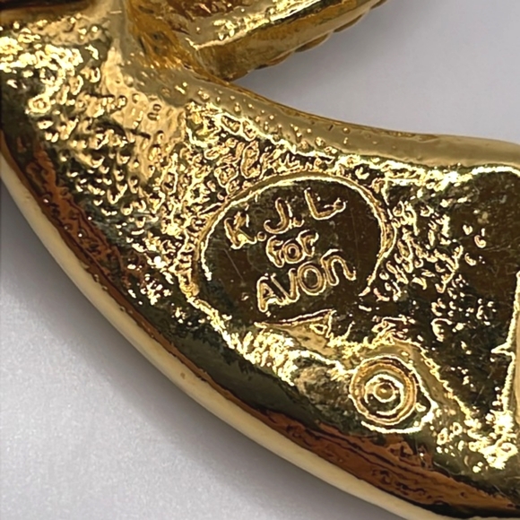 KJL for Avon Vintage Signed Black Enamel Gold Tone Bolo Slide Necklace Enhancer - Picture 3 of 6